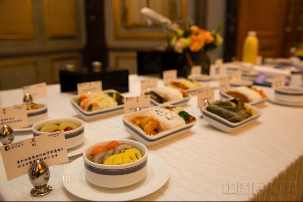 新澳2025最新资料大全餐饮篇，探索美食之旅与数字的秘密